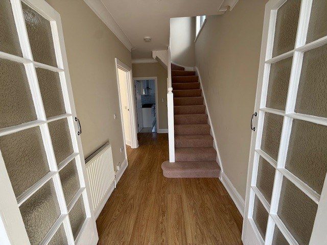 Property photo 2 of 14 10