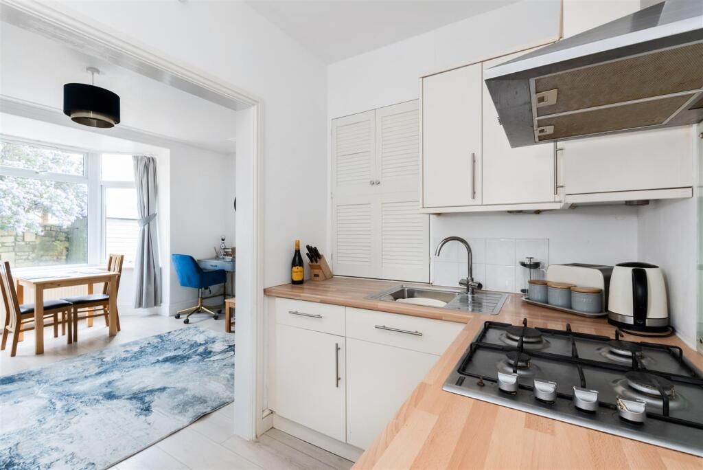 Property photo 3 of 5