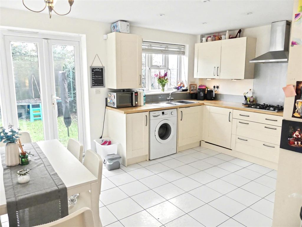 Property photo 2 of 13 P1010724.Jpeg