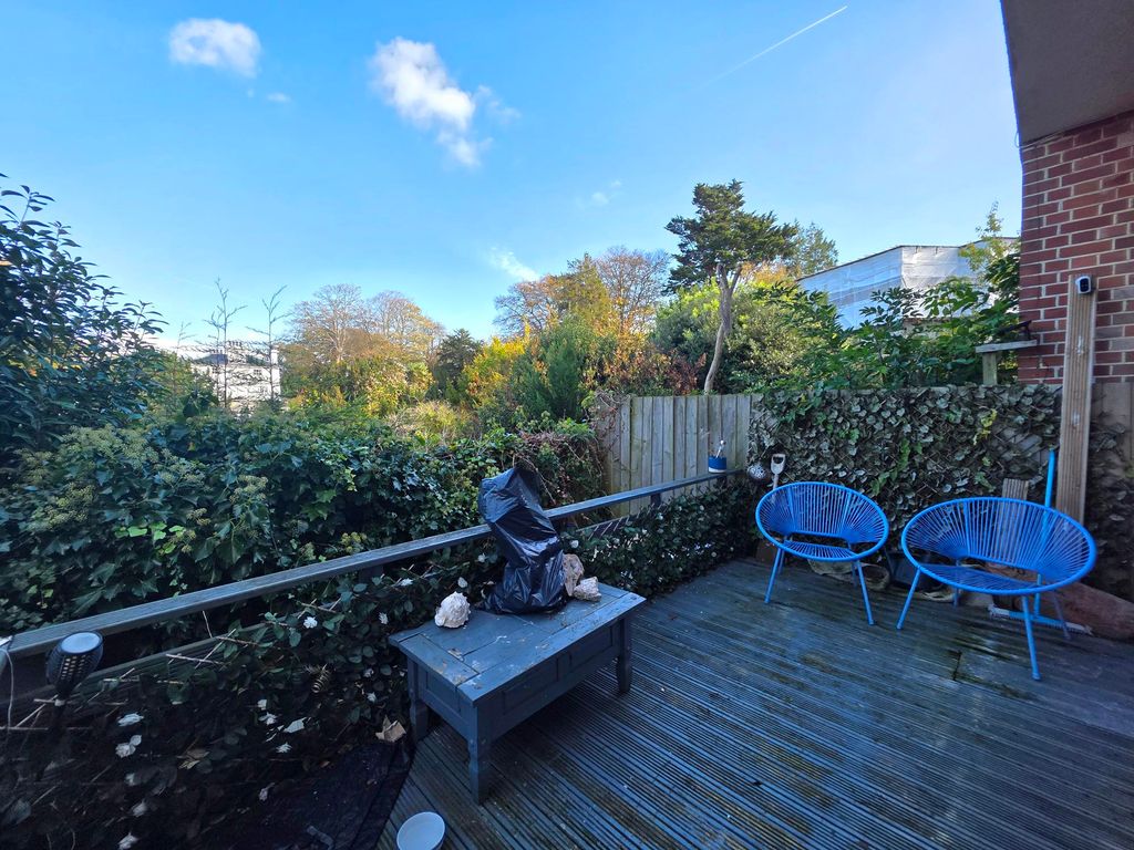 Property photo 1 of 7 Image