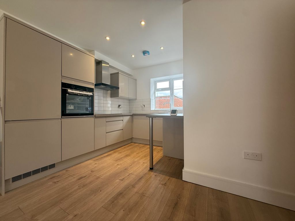 Property photo 1 of 5 Kitchen