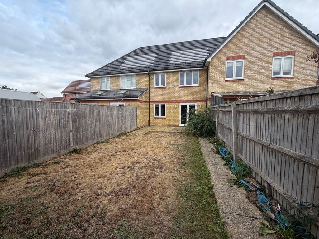 Property photo 2 of 12