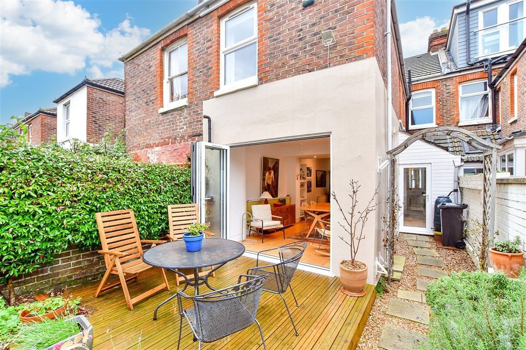 Property photo 2 of 14 External Lifestyle Photograph