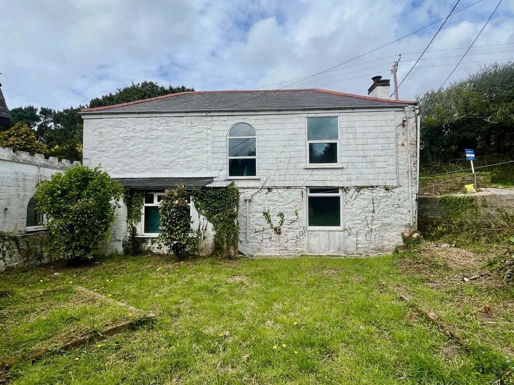 Property photo 2 of 14