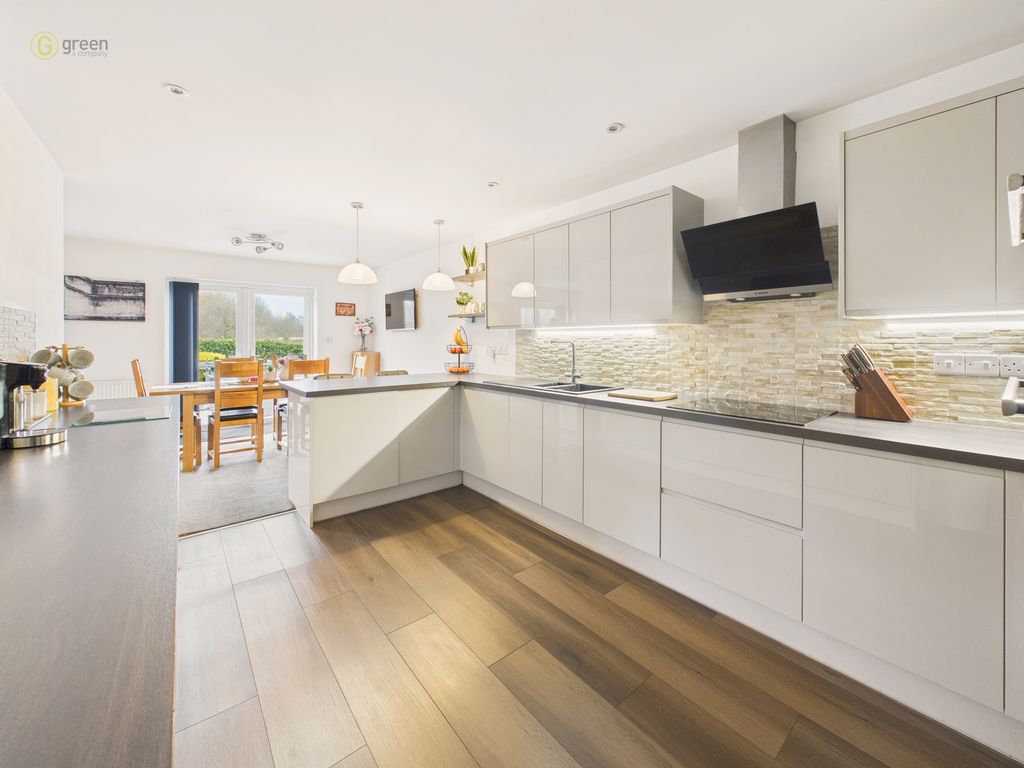 Property photo 2 of 55