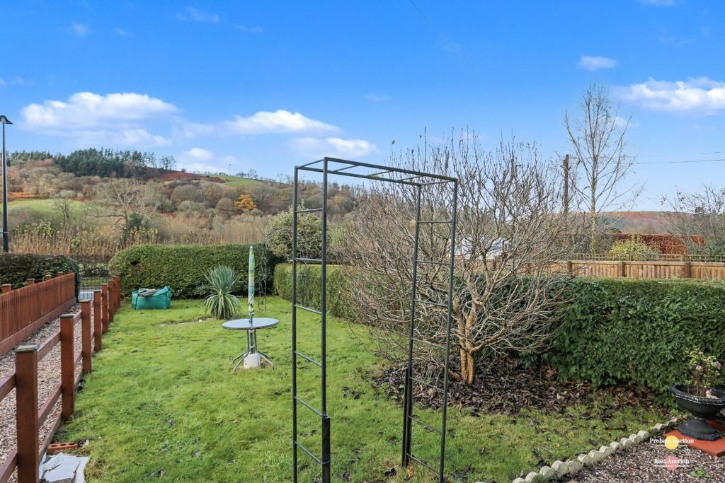 Property photo 3 of 22