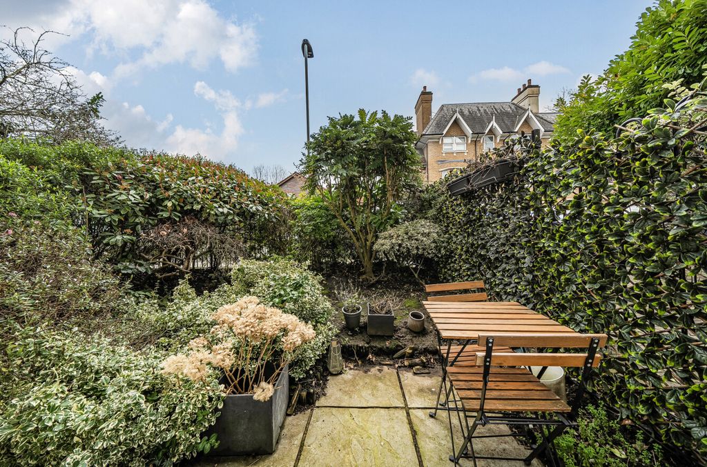 Property photo 2 of 10 1419393-12-699c6F...