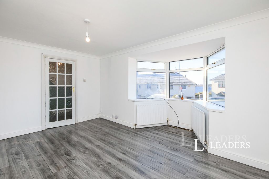 Property photo 2 of 12 Pbox-Img.Jpg