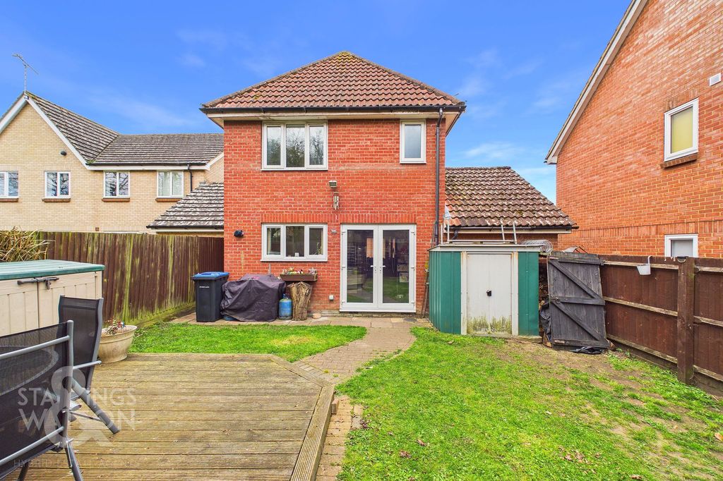 Property photo 2 of 22