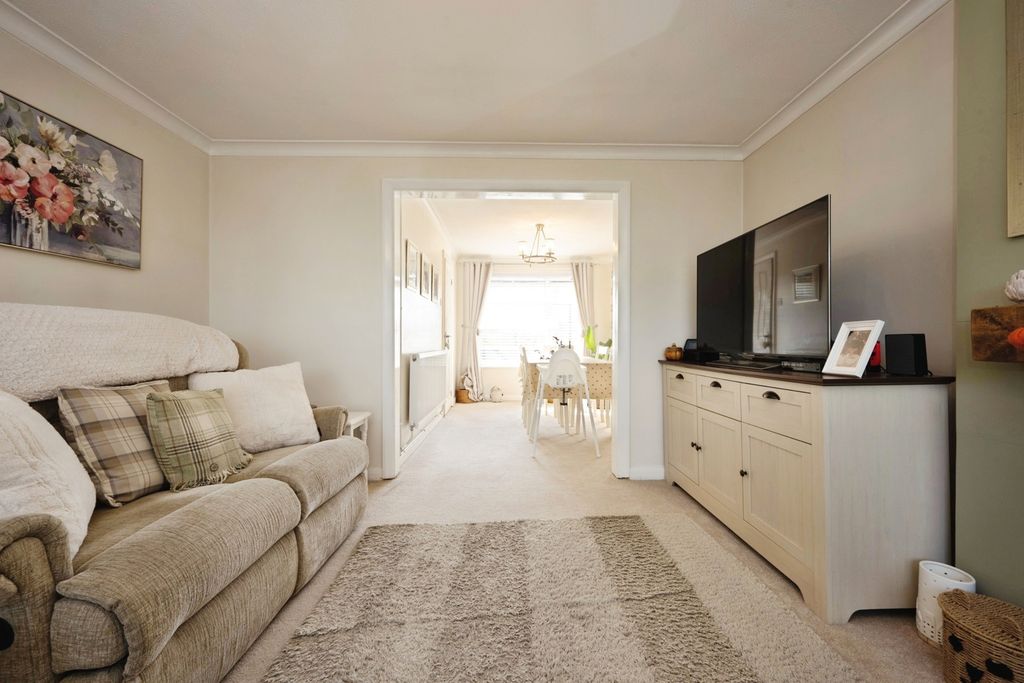 Property photo 3 of 22 Pbox-Img.Jpg