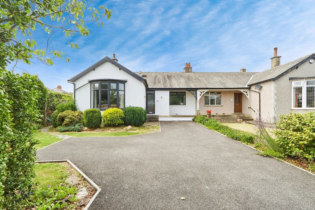 Property photo 1 of 27