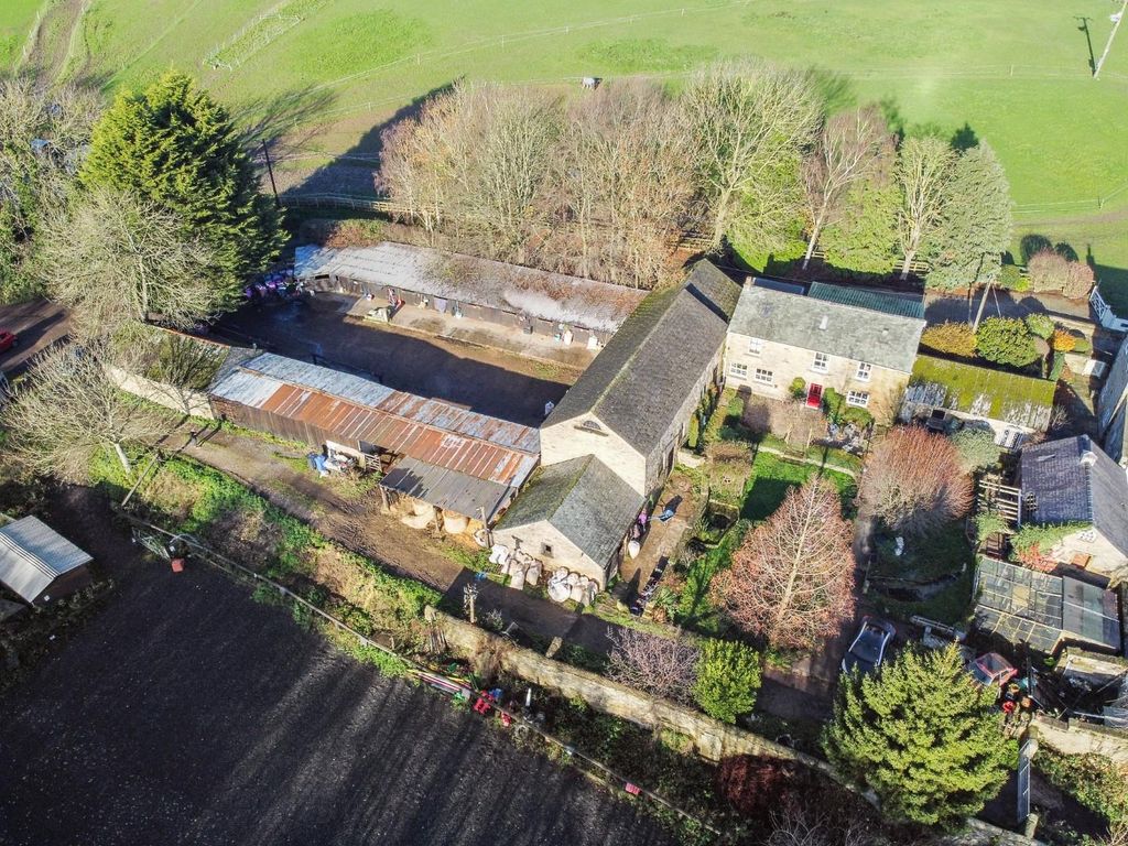 Property photo 1 of 40