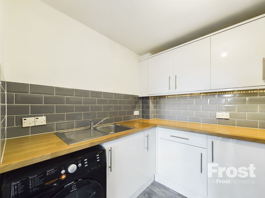 Property photo 1 of 9 Picture No. 03