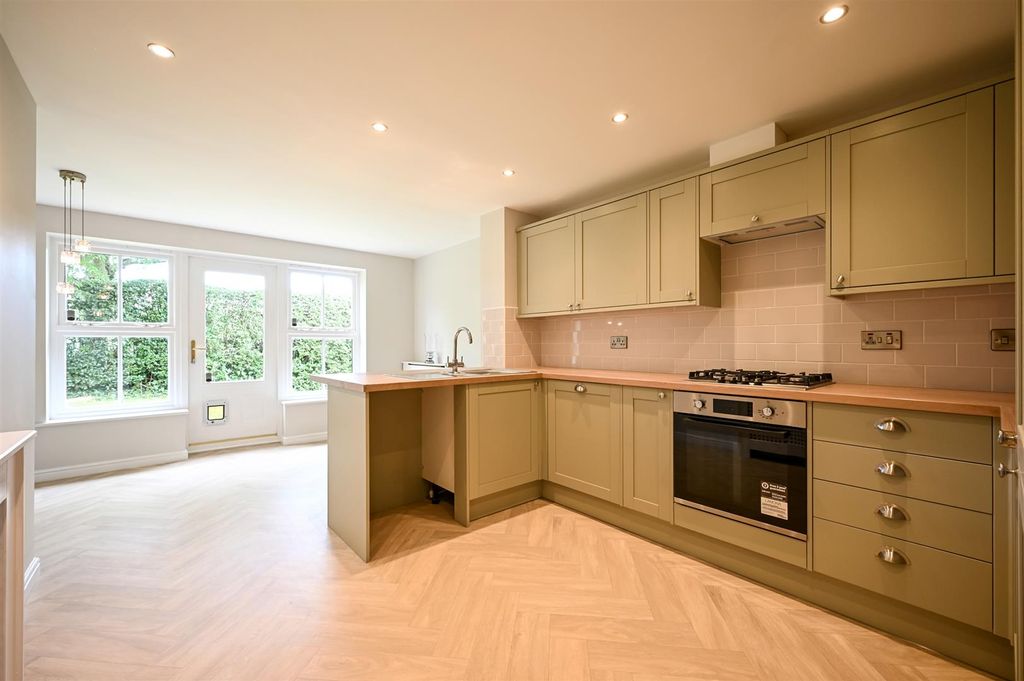 Property photo 2 of 38 Kitchen