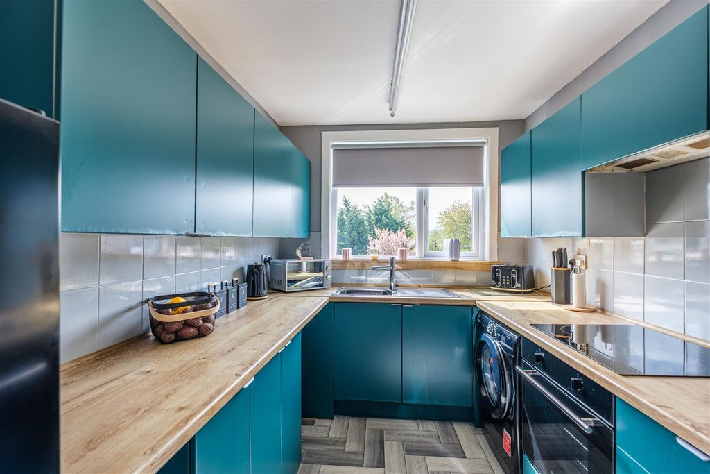 Property photo 2 of 19 King Street-15.Jpg