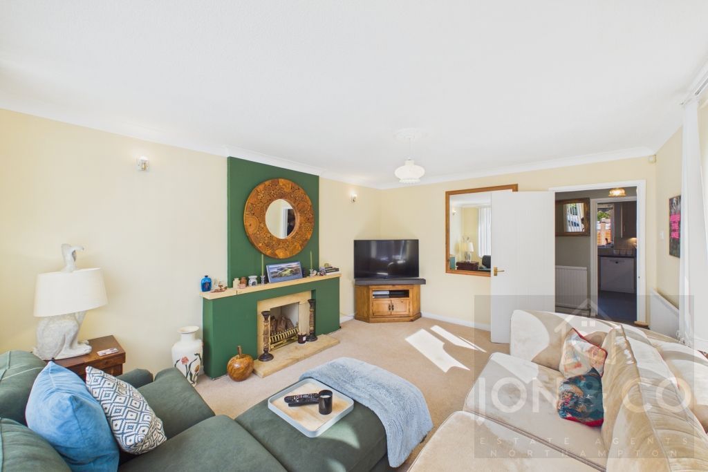 Property photo 3 of 18
