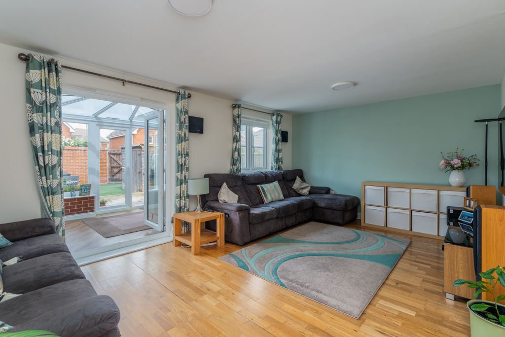 Property photo 3 of 18