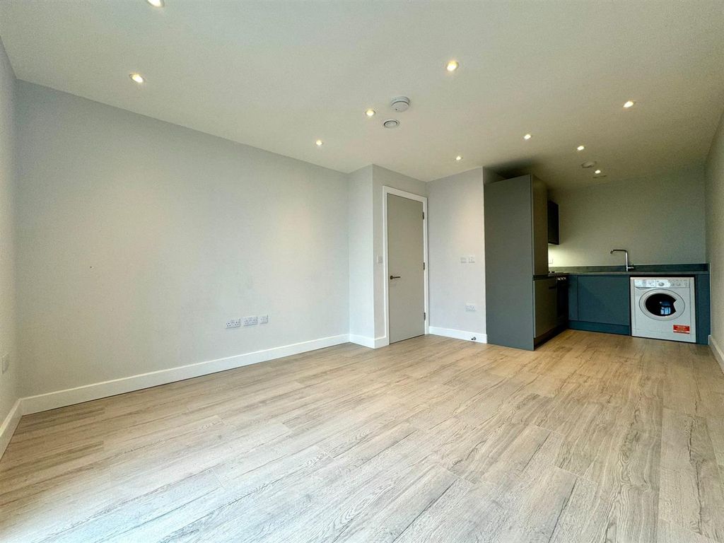 Property photo 3 of 10 Unknown-2.Jpeg