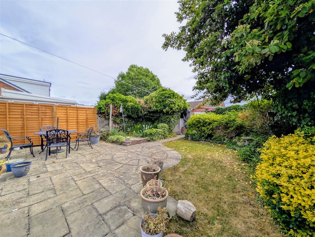 Property photo 3 of 14