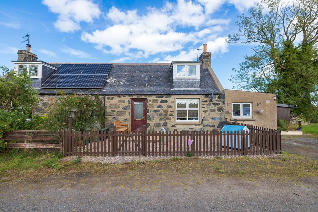 Property photo 1 of 21