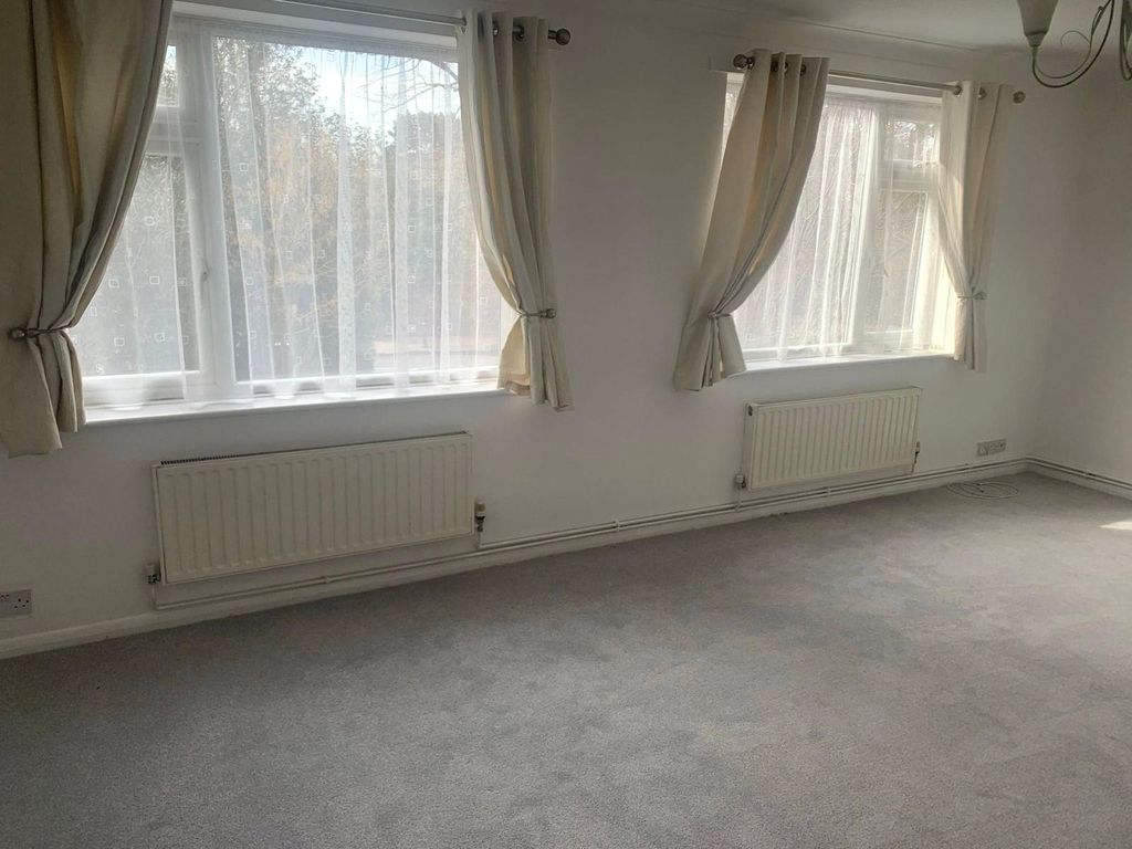 Property photo 2 of 6 Picture No. 06