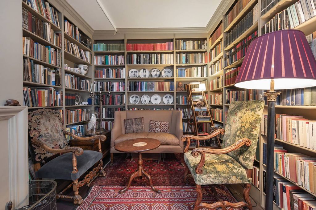 Property photo 3 of 35