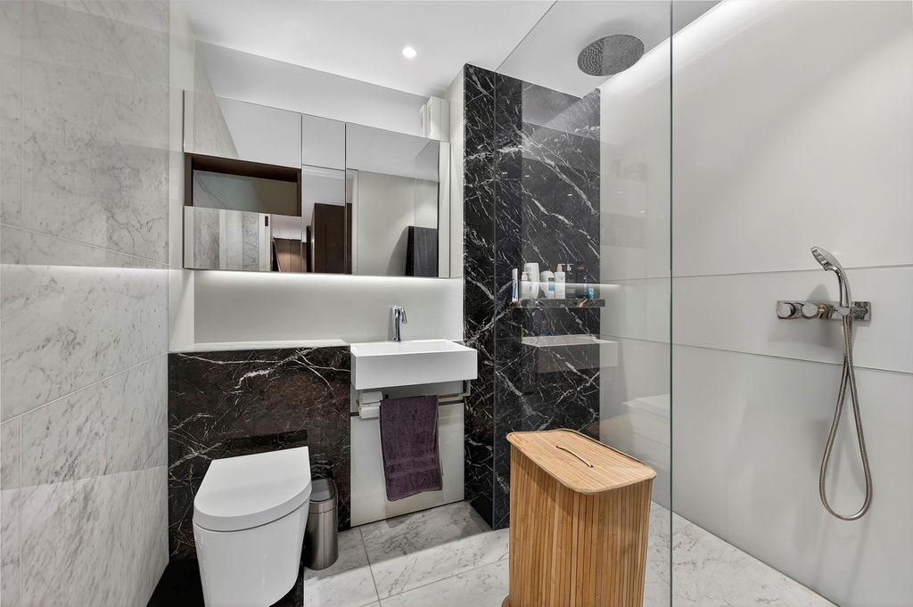 Property photo 1 of 10 Image