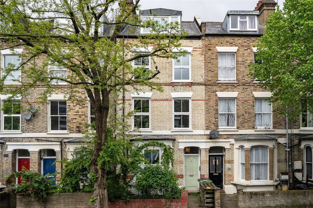 Property photo 1 of 23 Picture No. 01