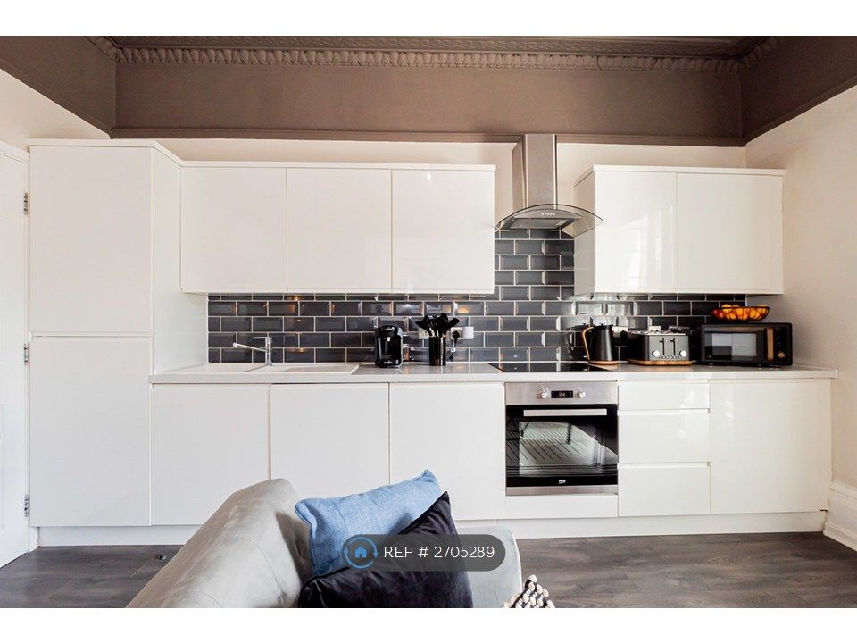 Property photo 1 of 35