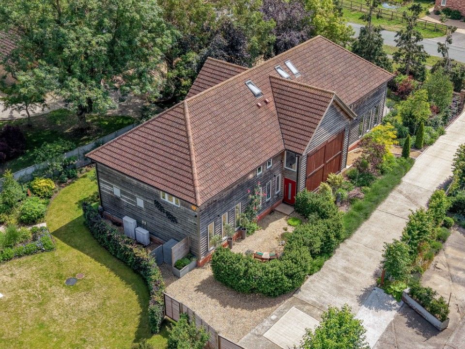 Property photo 2 of 35 Dji_20260616143044_0054_D