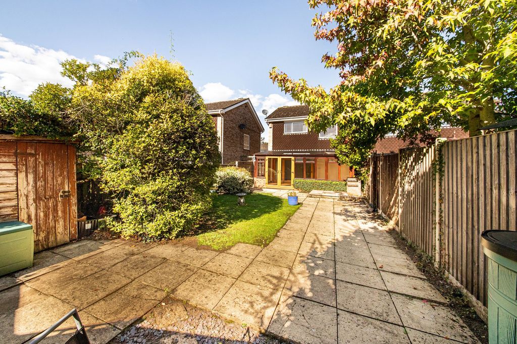 Property photo 1 of 17