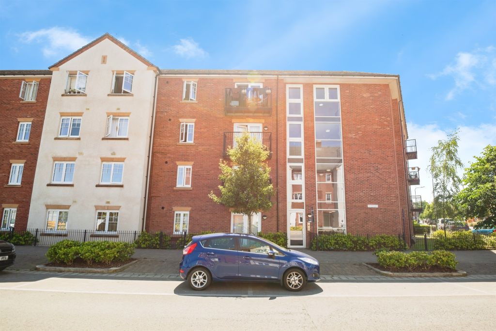 Property photo 1 of 11