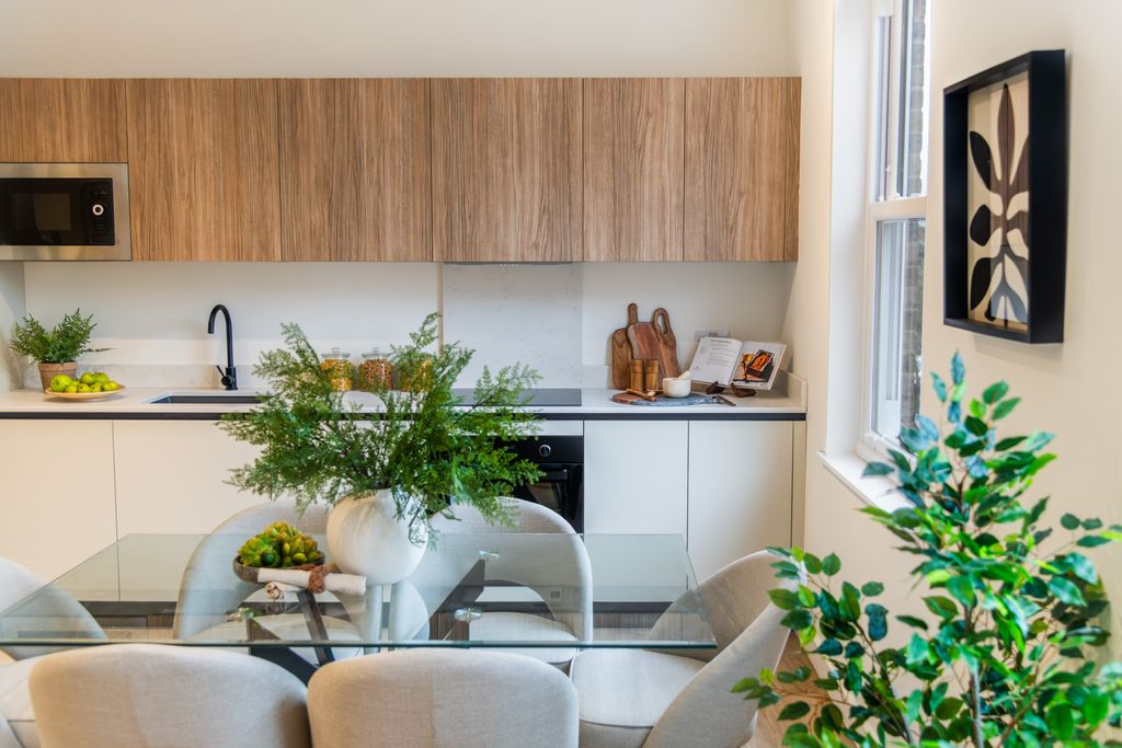 Property photo 3 of 10