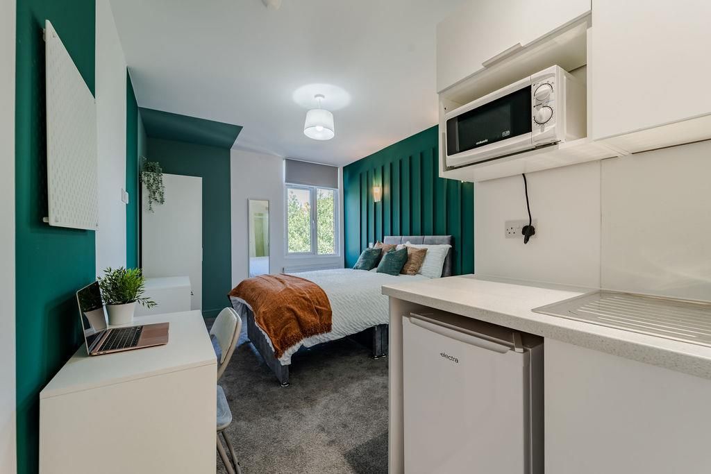 Property photo 2 of 11