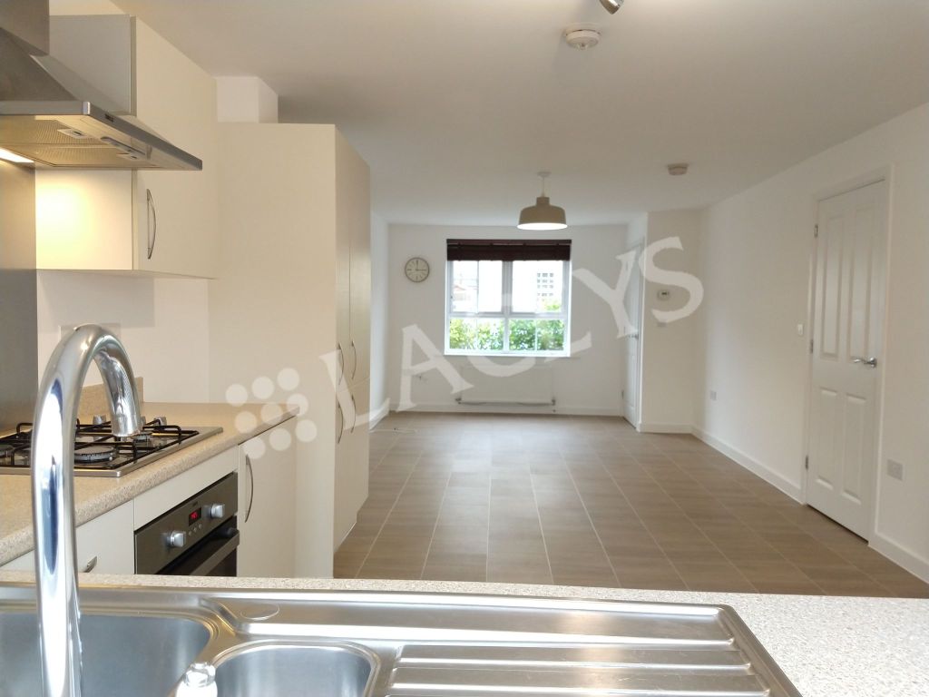 Property photo 2 of 17 Kitchen Lounge Area