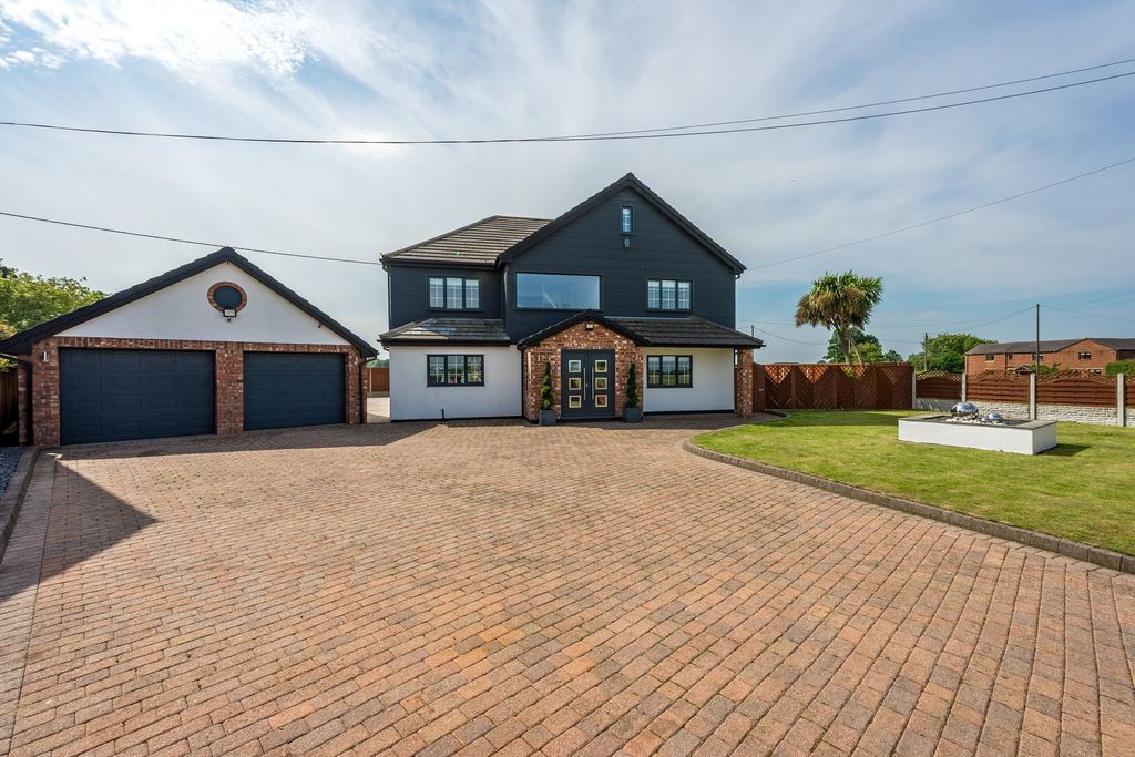Property photo 1 of 47
