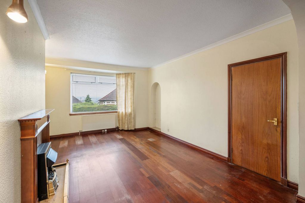 Property photo 3 of 26