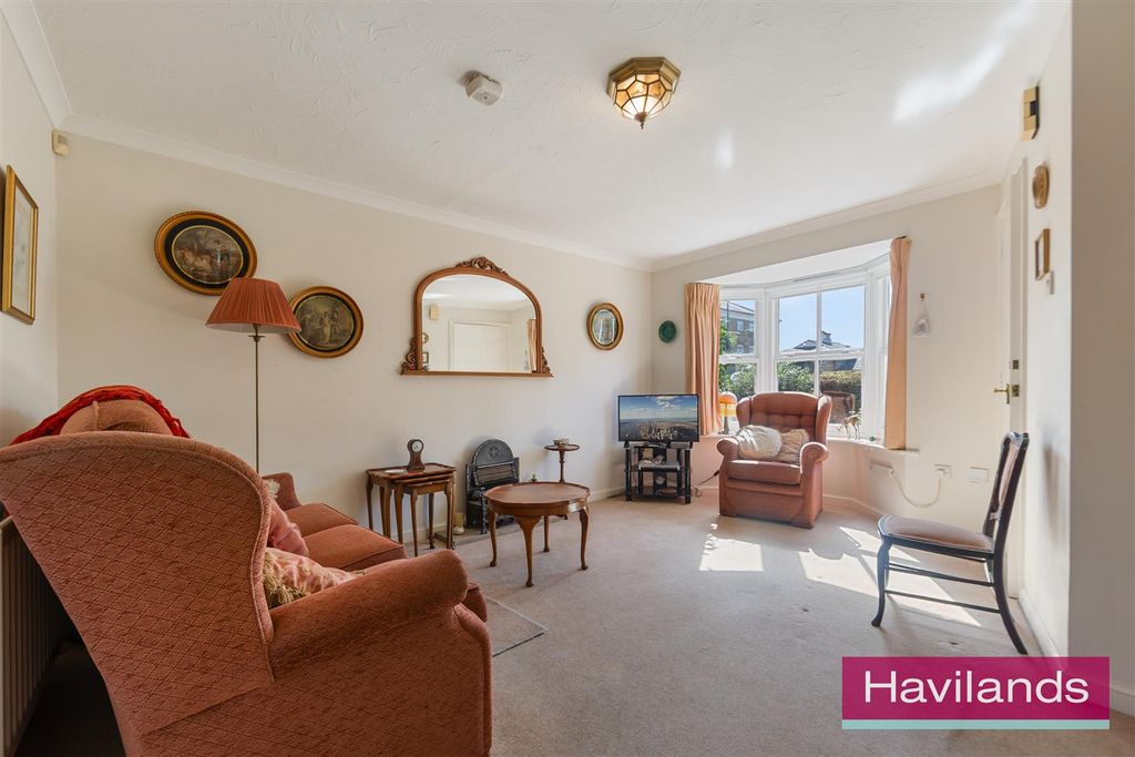 Property photo 3 of 12 Sydenham Avenue-10.Jpg