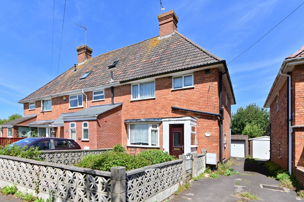 Property photo 1 of 16