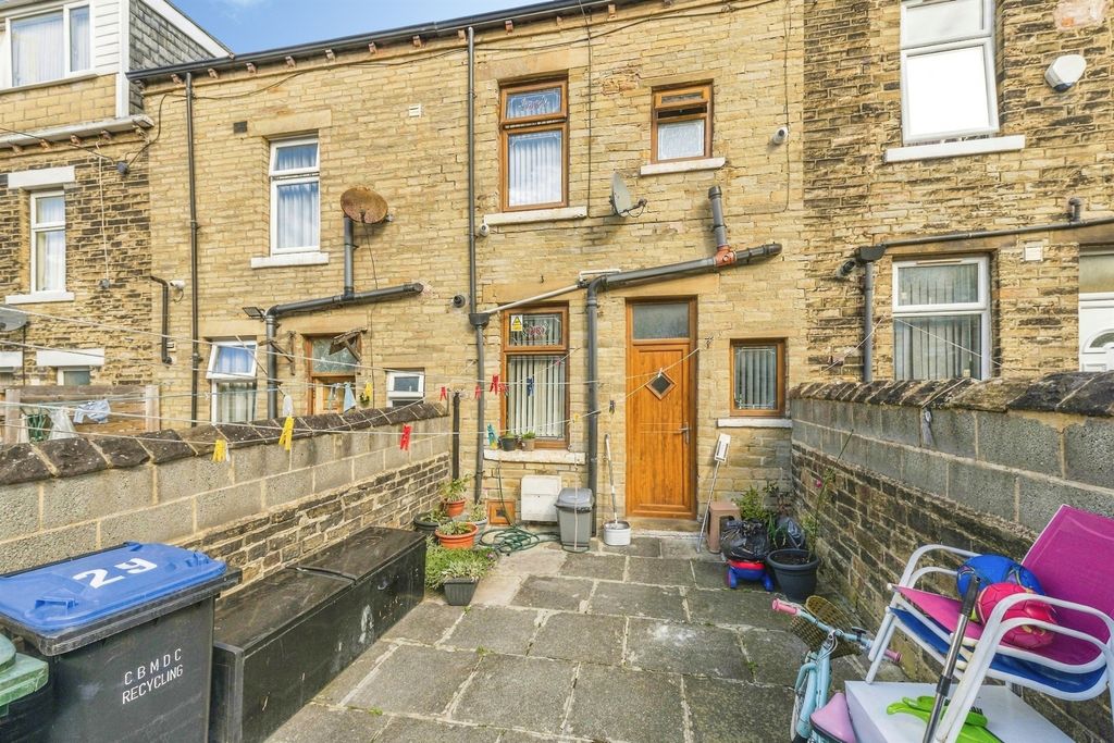 Property photo 3 of 15