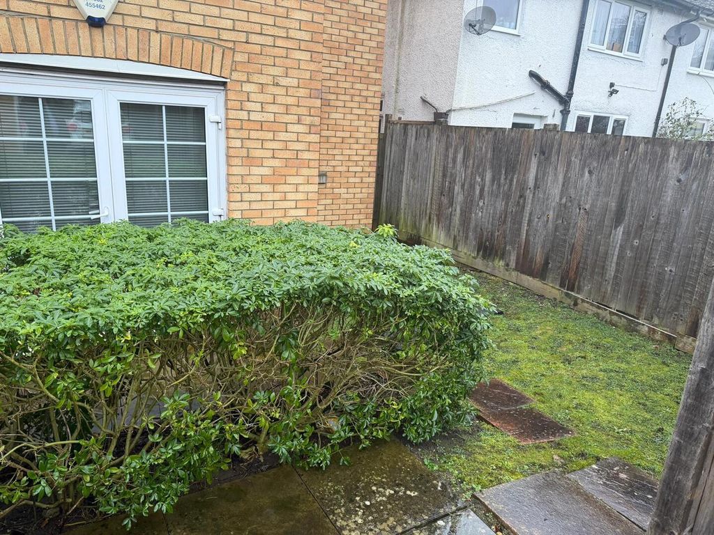 Property photo 2 of 24 Rear Garden