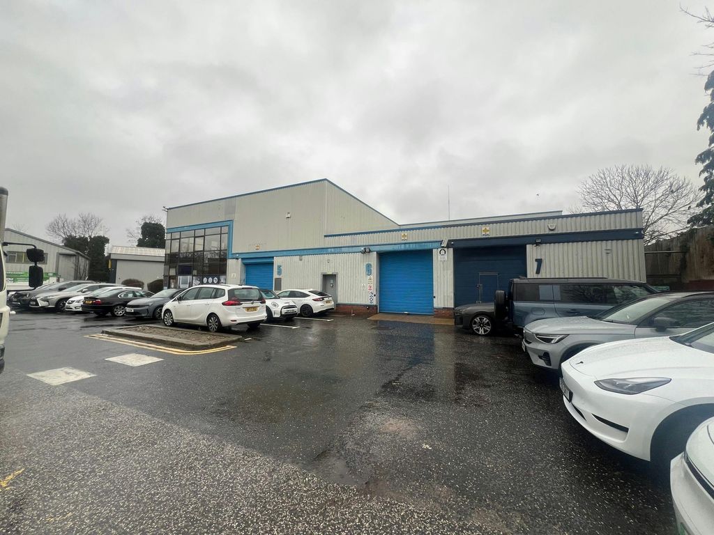 Property photo 3 of 12 8.Jpg