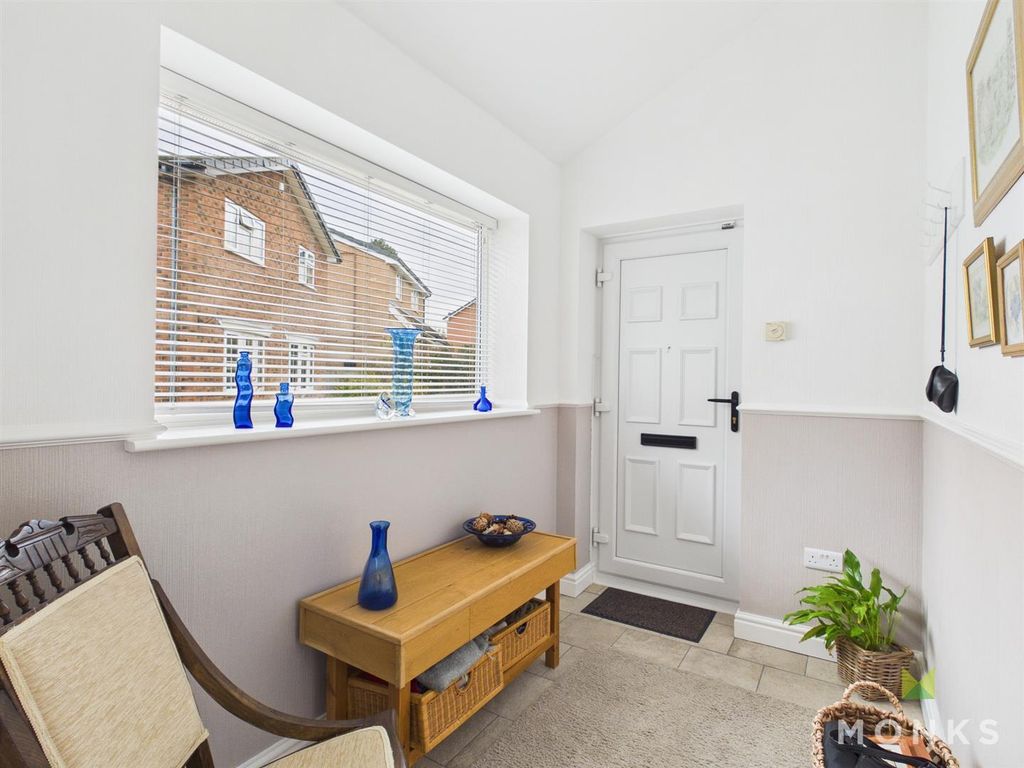 Property photo 2 of 22 Cam01420G0-Pr0859-Still008.Jpg