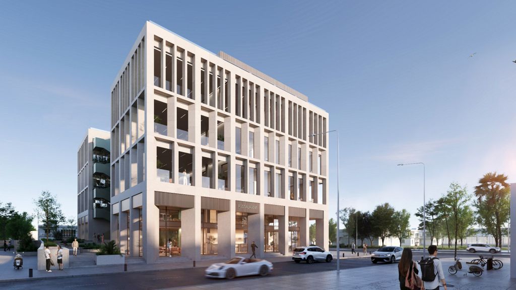 Property photo 2 of 11