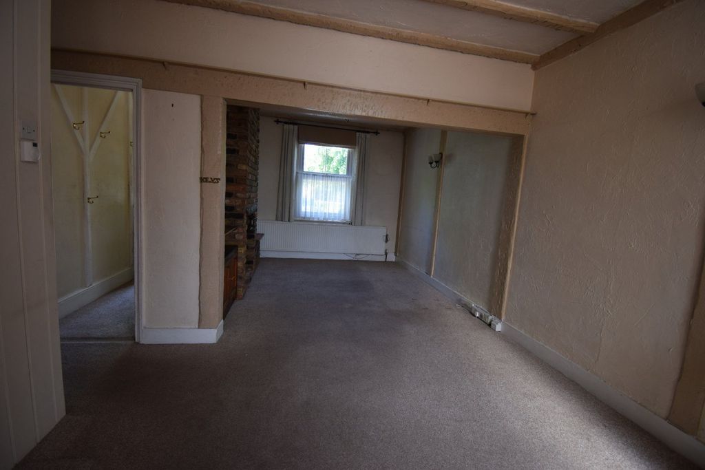 Property photo 3 of 14 Gallery