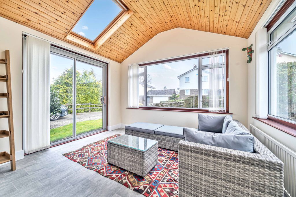 Property photo 3 of 18 Photo 3