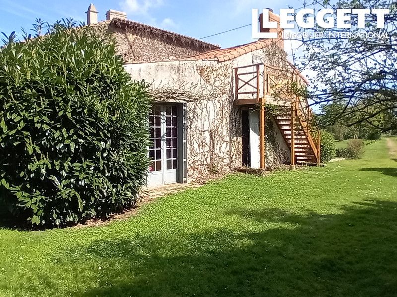 Property photo 2 of 10