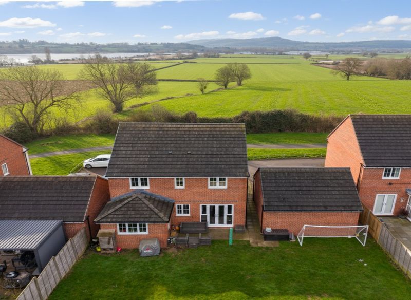 Property photo 2 of 25 Photo 24