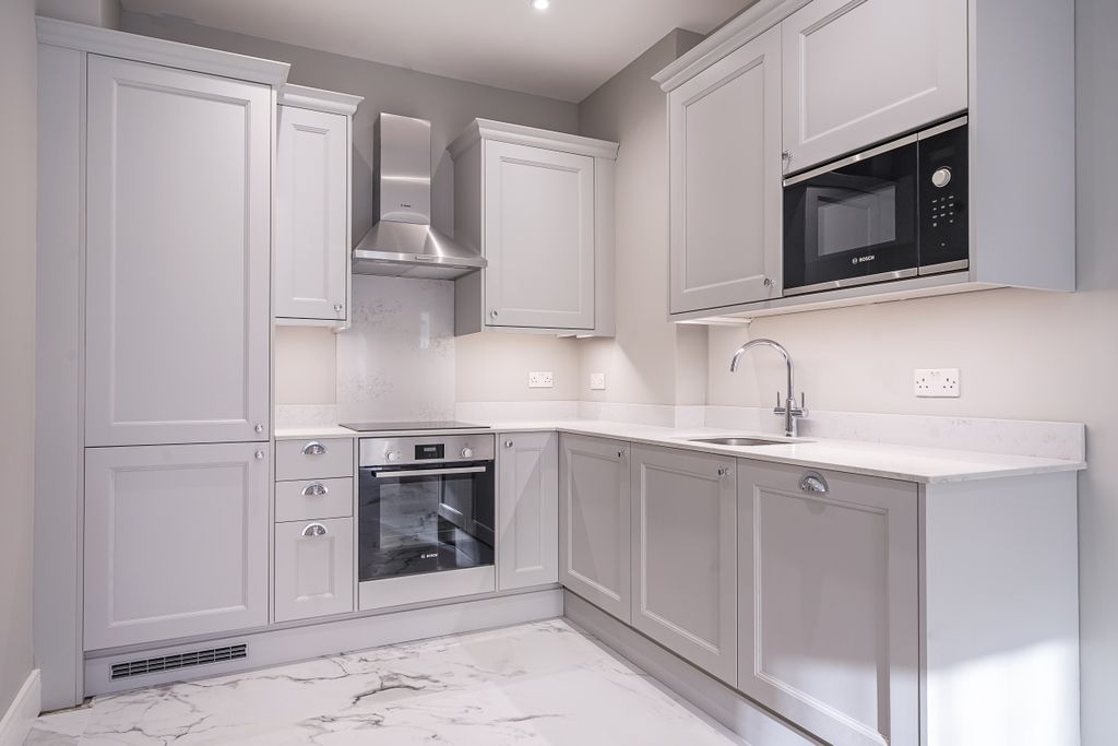 Property photo 1 of 7 Flat-29-19-The-Ma...