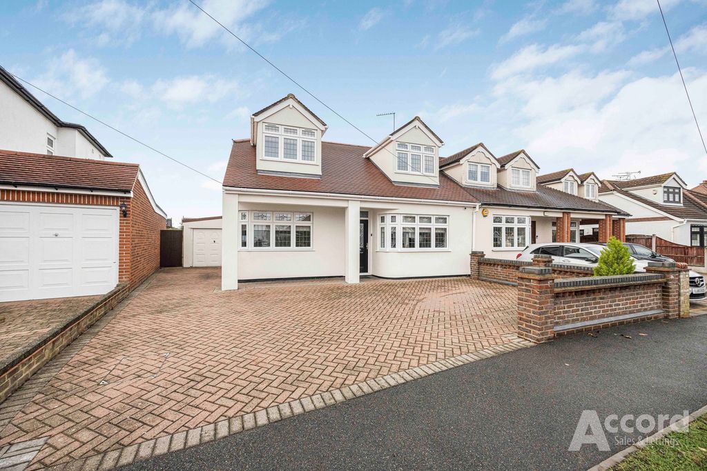 Property photo 1 of 26